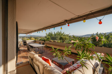 Terrassenwohnung in Oetwil an der Limmat