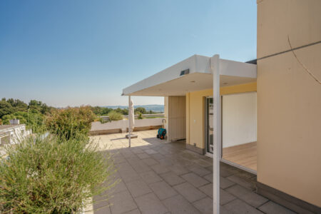 Attikawohnung in Benglen